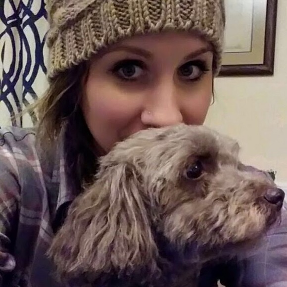 Meet your Posher, Ariel - Picture 1 of 1